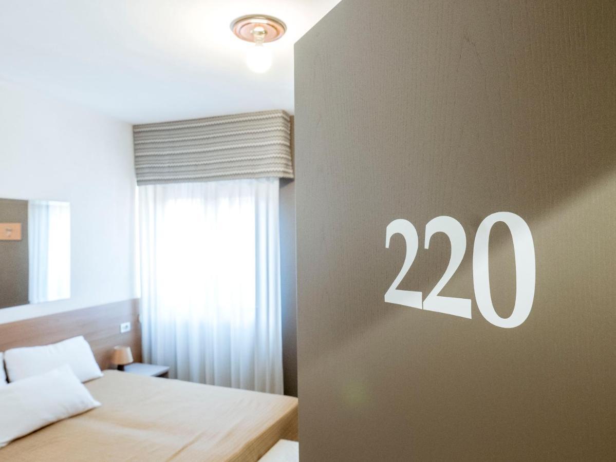 Hotel Doria Nago Εξωτερικό φωτογραφία