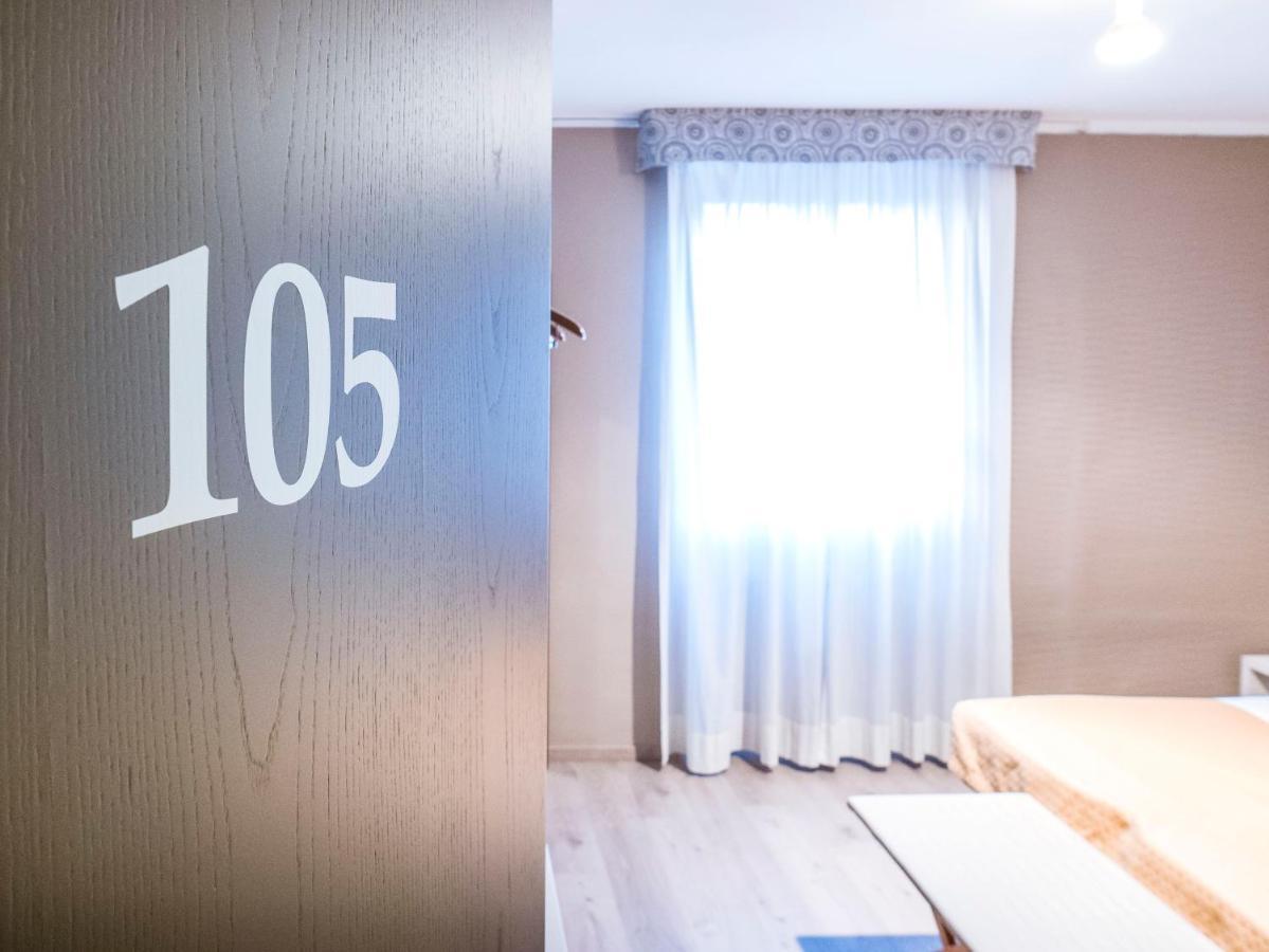 Hotel Doria Nago Εξωτερικό φωτογραφία