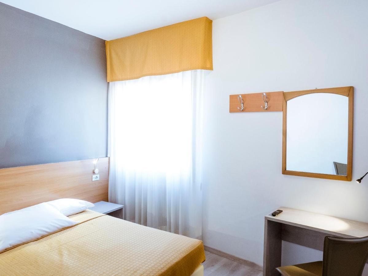 Hotel Doria Nago Εξωτερικό φωτογραφία