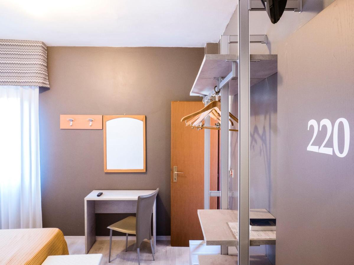 Hotel Doria Nago Εξωτερικό φωτογραφία