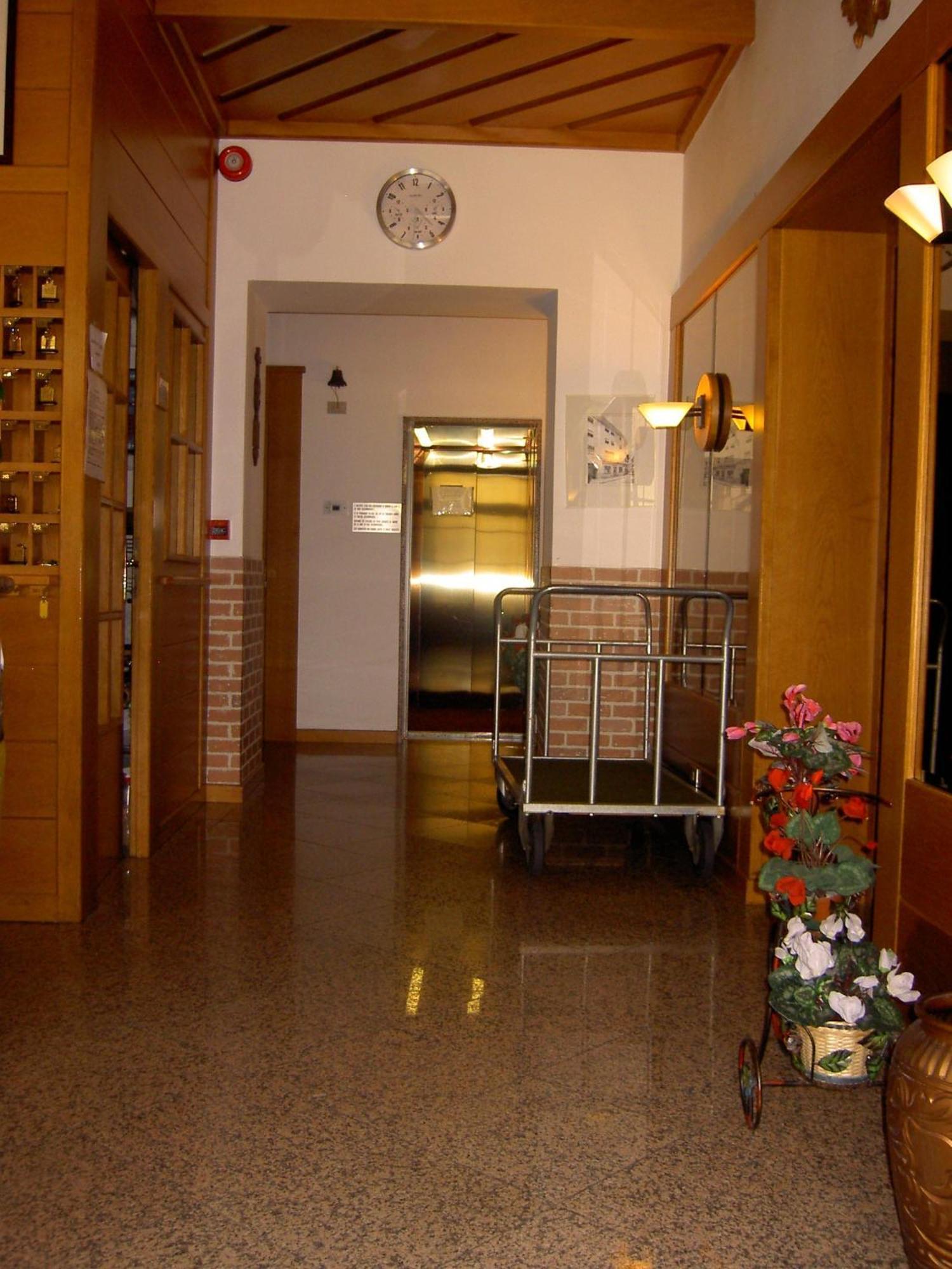 Hotel Doria Nago Εξωτερικό φωτογραφία