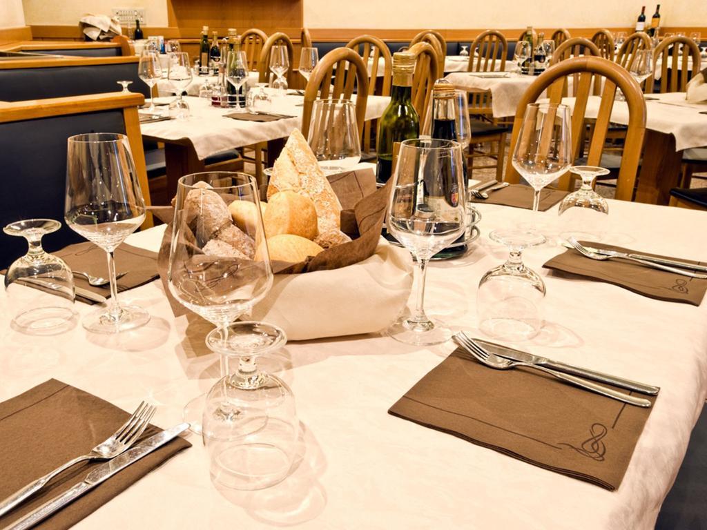 Hotel Doria Nago Εξωτερικό φωτογραφία